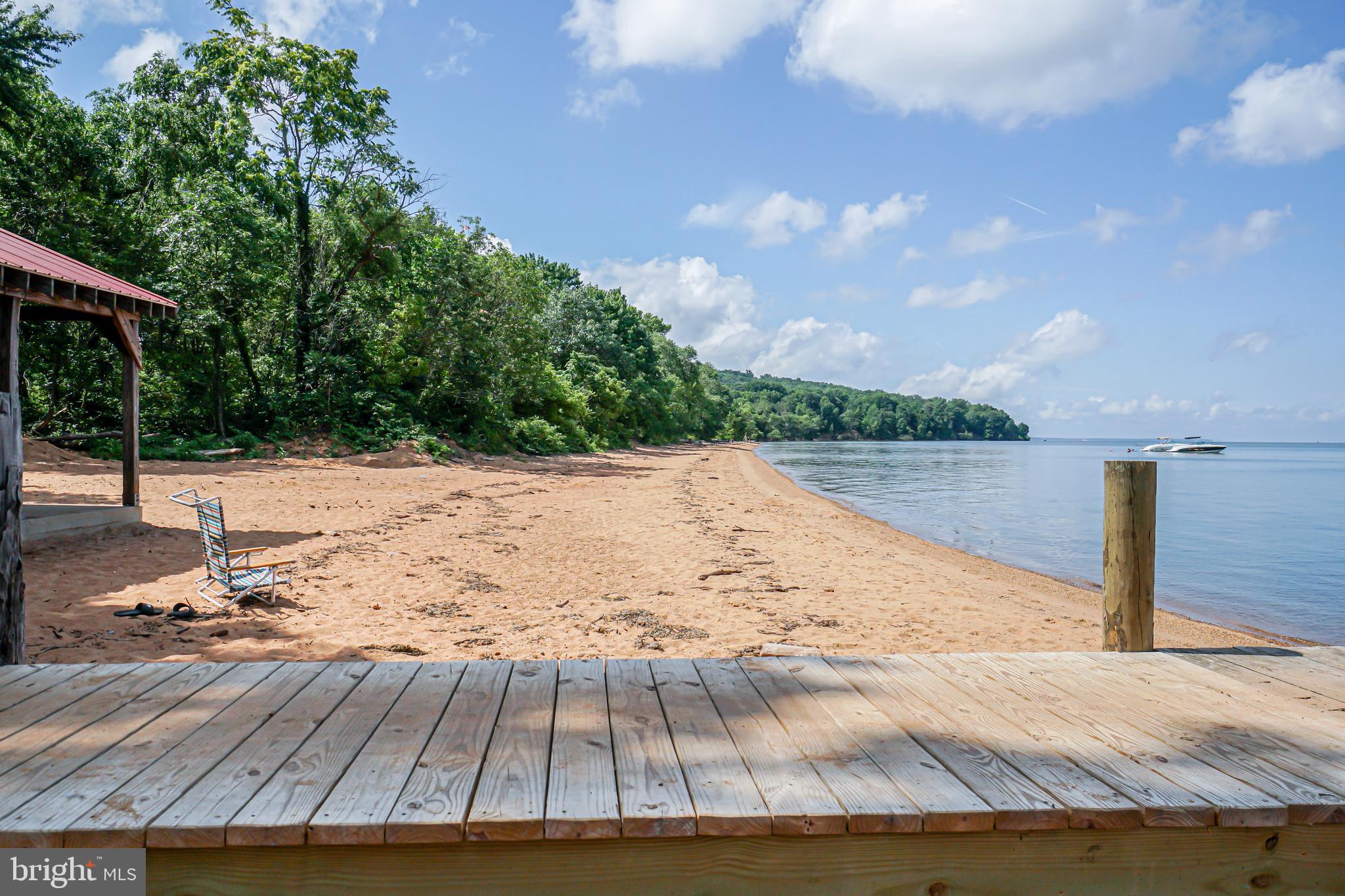 RED POINT BEACH - Residential