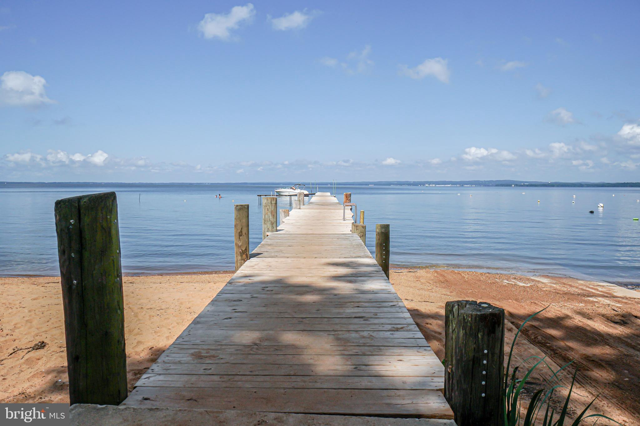 RED POINT BEACH - Residential