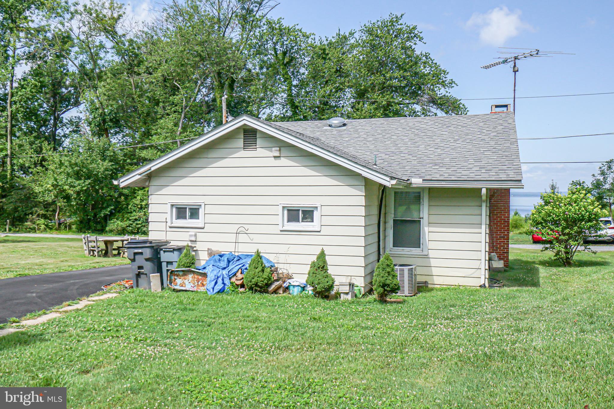 RED POINT BEACH - Residential