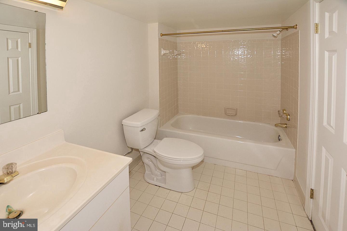 FORESTVILLE - Residential