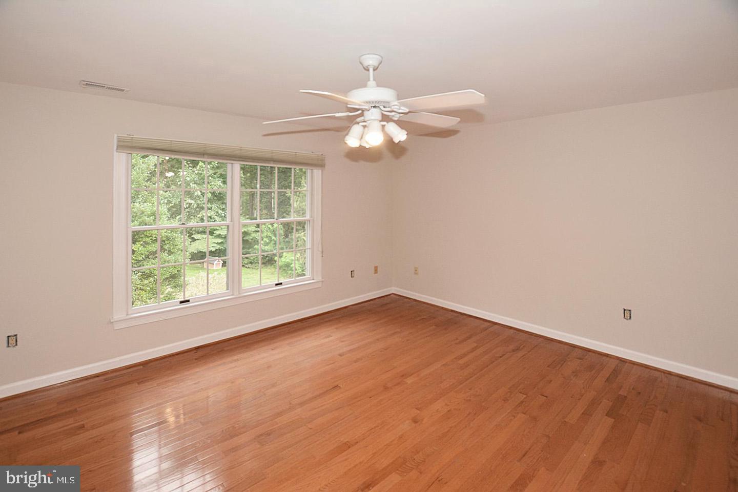 FORESTVILLE - Residential