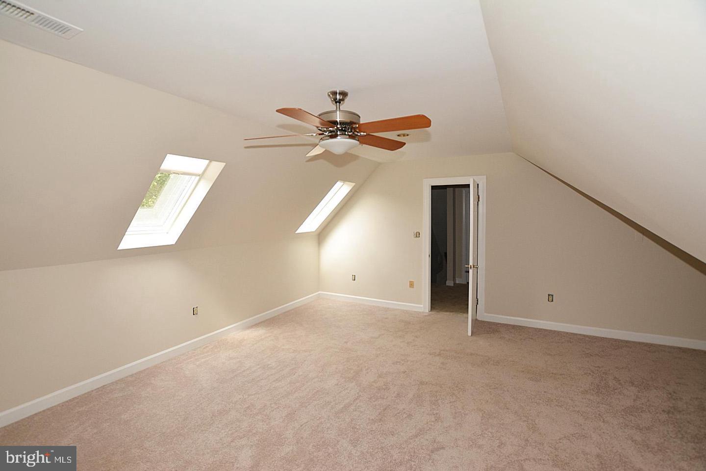 FORESTVILLE - Residential