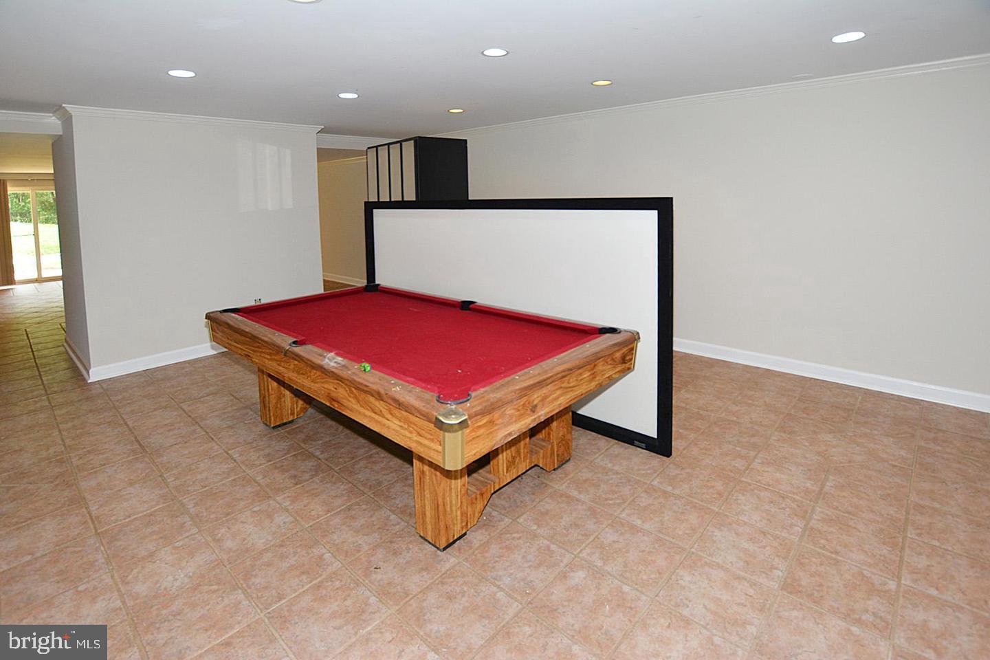 FORESTVILLE - Residential