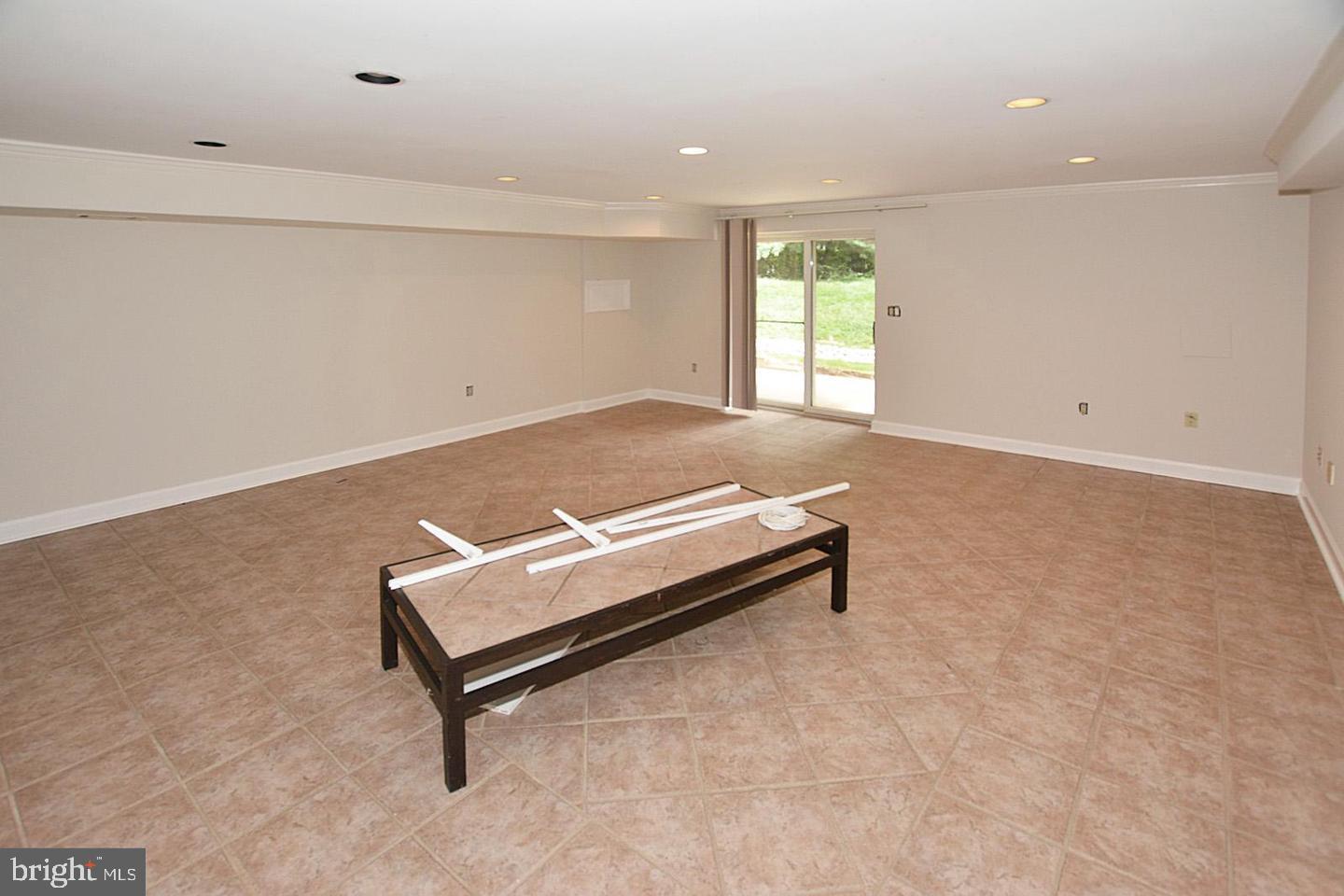 FORESTVILLE - Residential