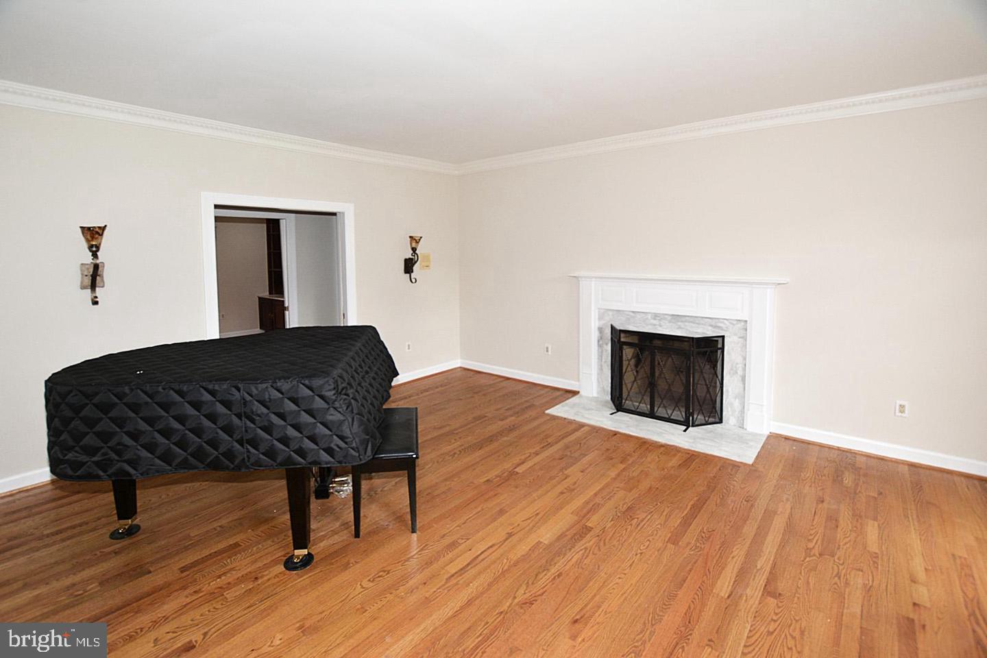 FORESTVILLE - Residential