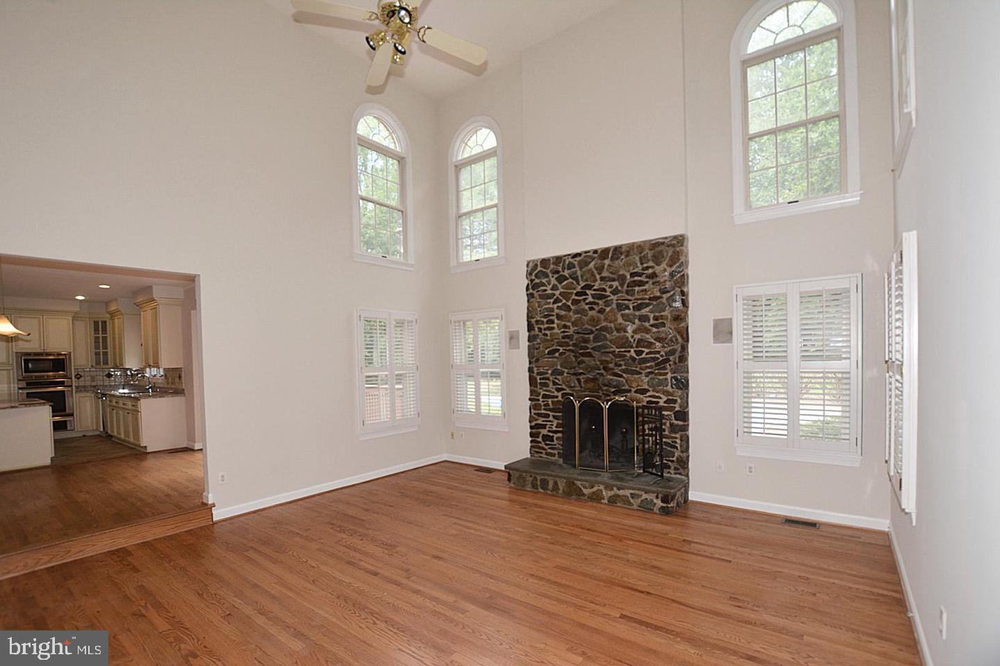 FORESTVILLE - Residential