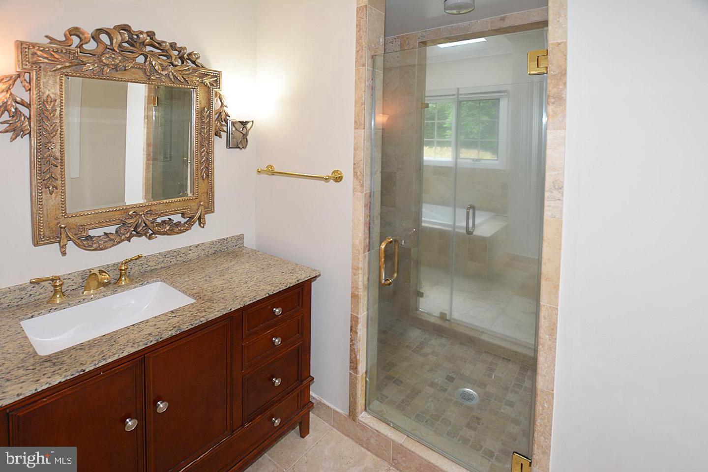 FORESTVILLE - Residential