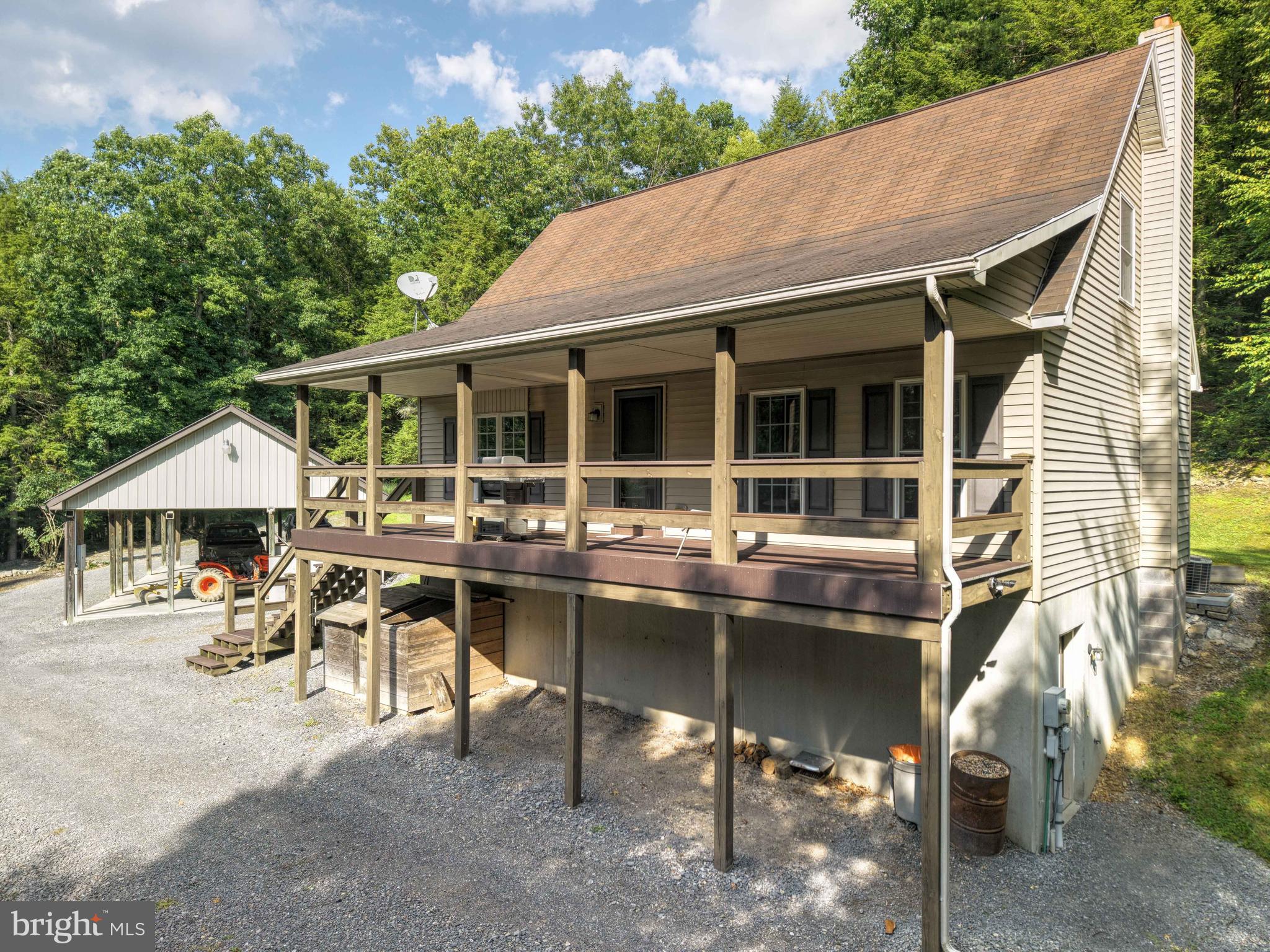 418 DIMMSVILLE ROAD