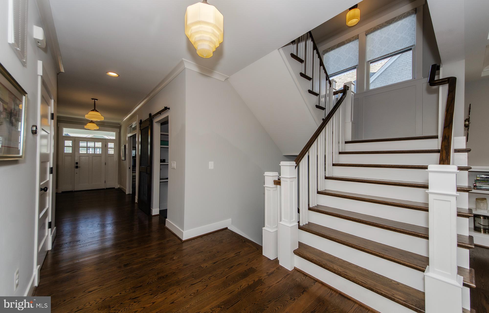 OVER LEE KNOLLS - Residential