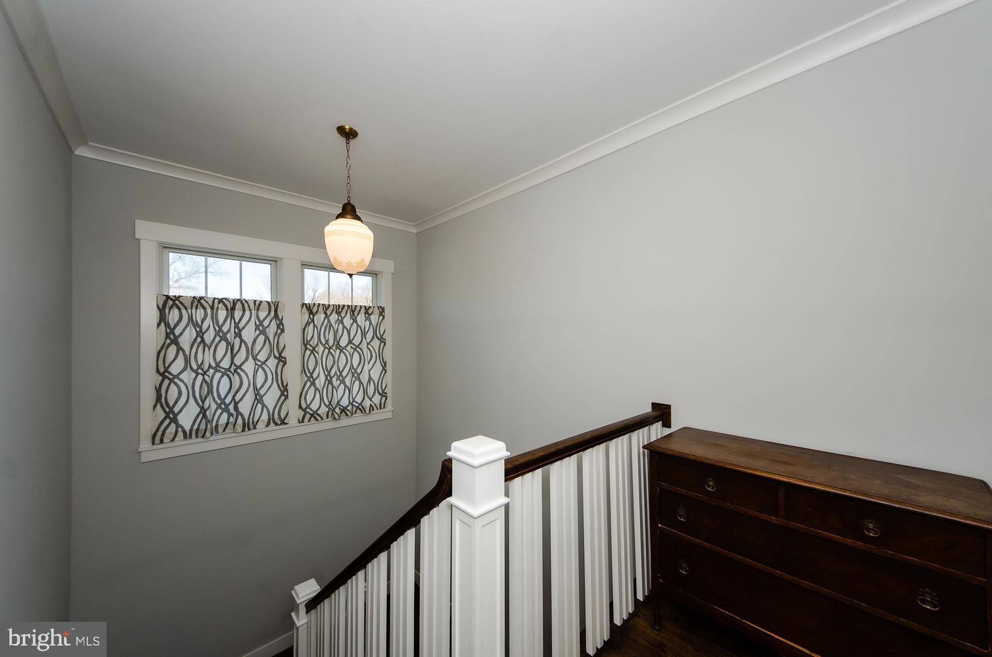 OVER LEE KNOLLS - Residential