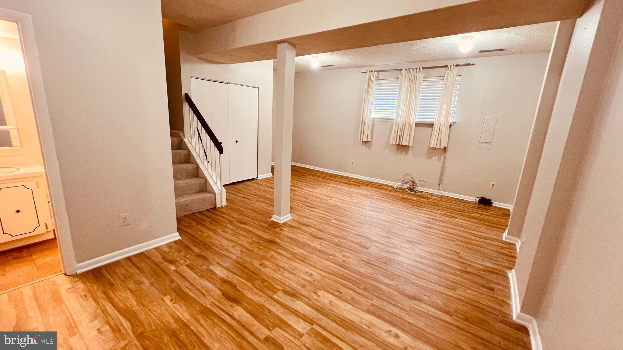 INVERNESS NORTH - Residential Lease