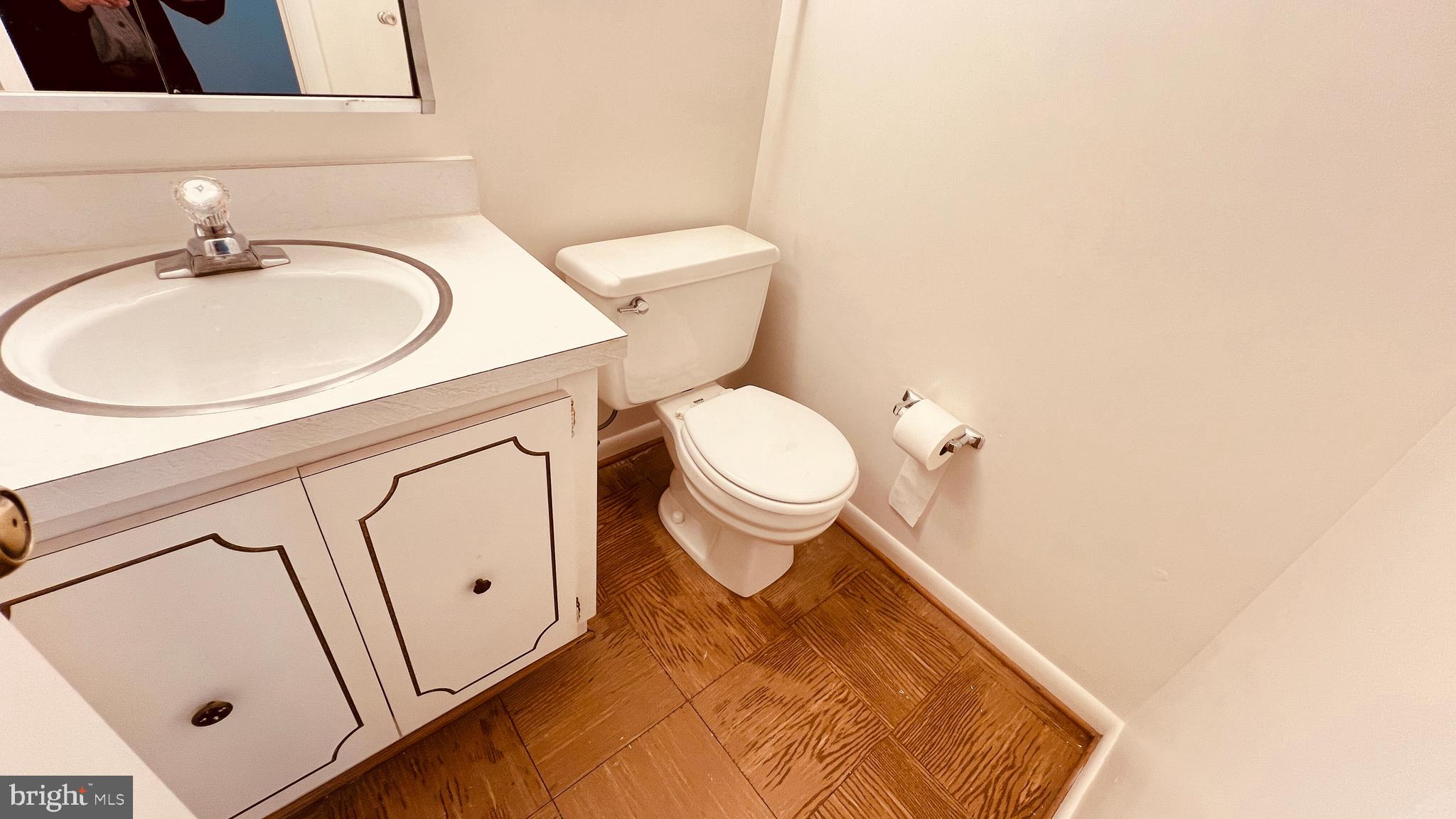 INVERNESS NORTH - Residential Lease