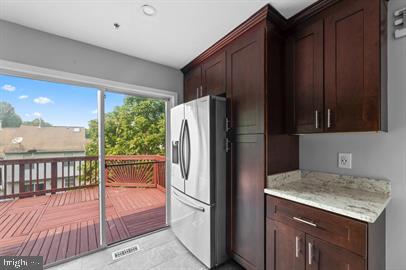 MELWOOD PARK - Residential Lease