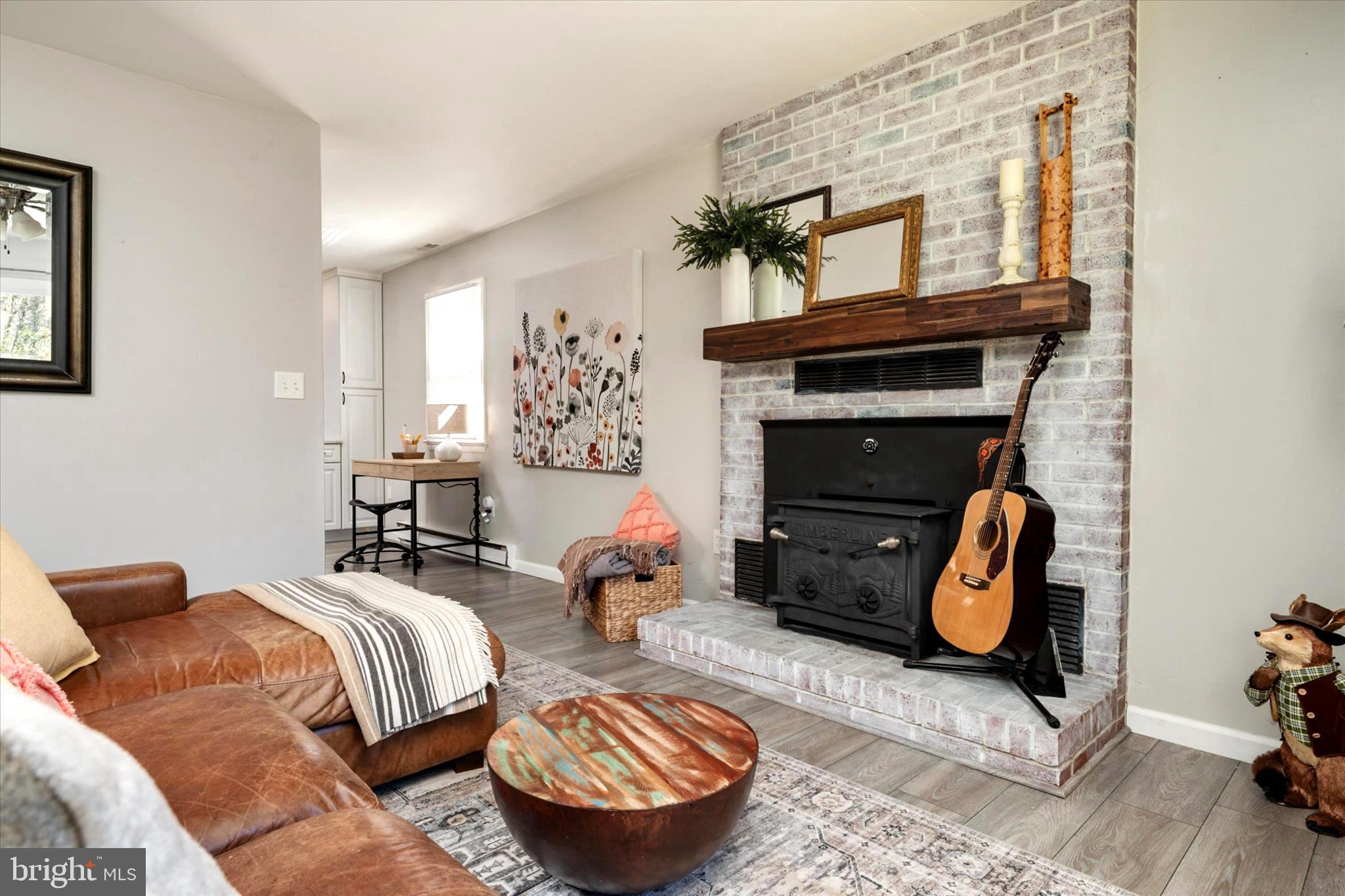 KENT ISLAND - Residential