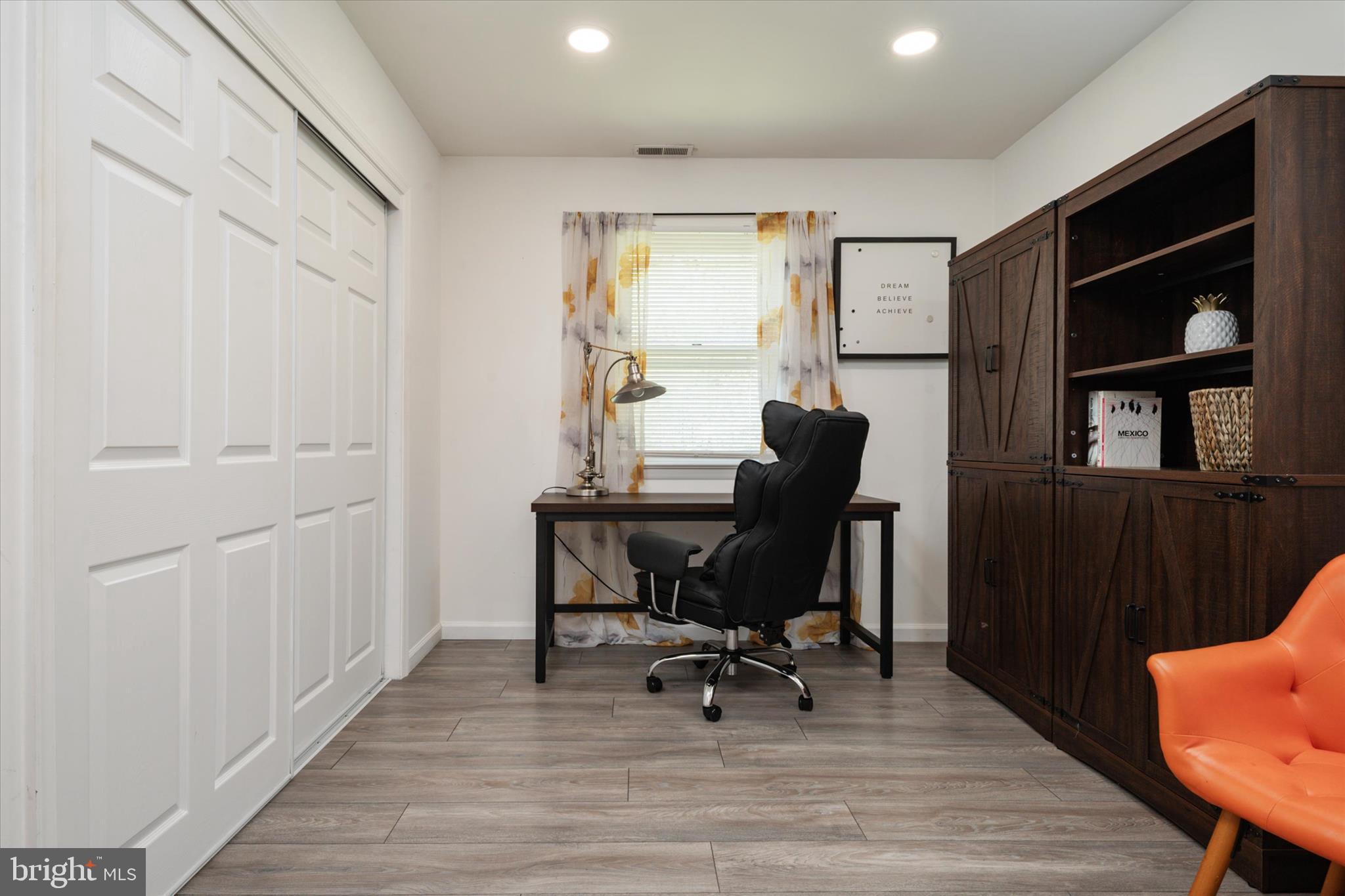 KENT ISLAND - Residential