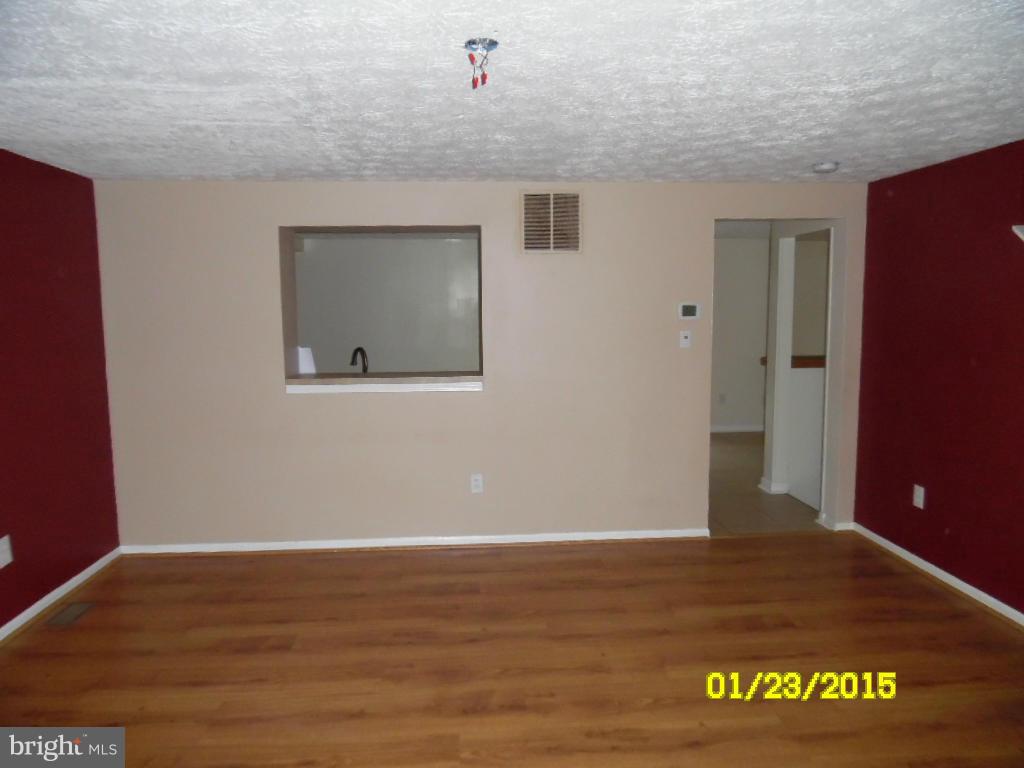 UPTON VILLAGE NORTH - Residential