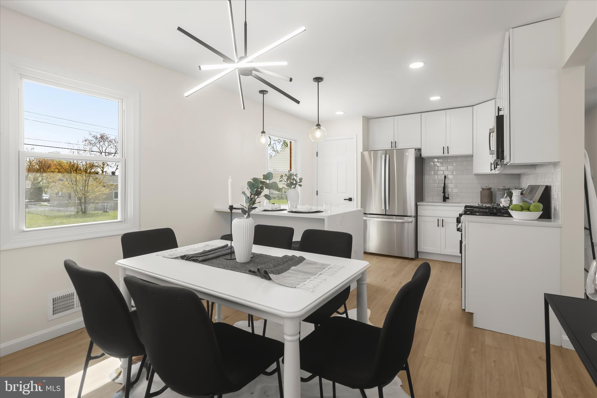 CAMPFIELD GARDENS - Residential