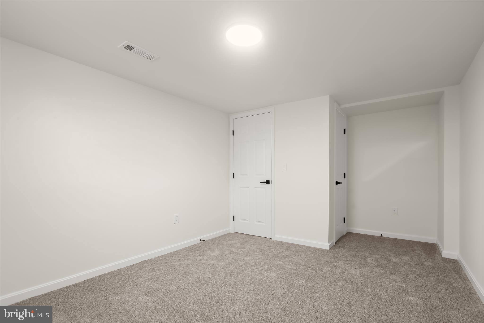 CAMPFIELD GARDENS - Residential