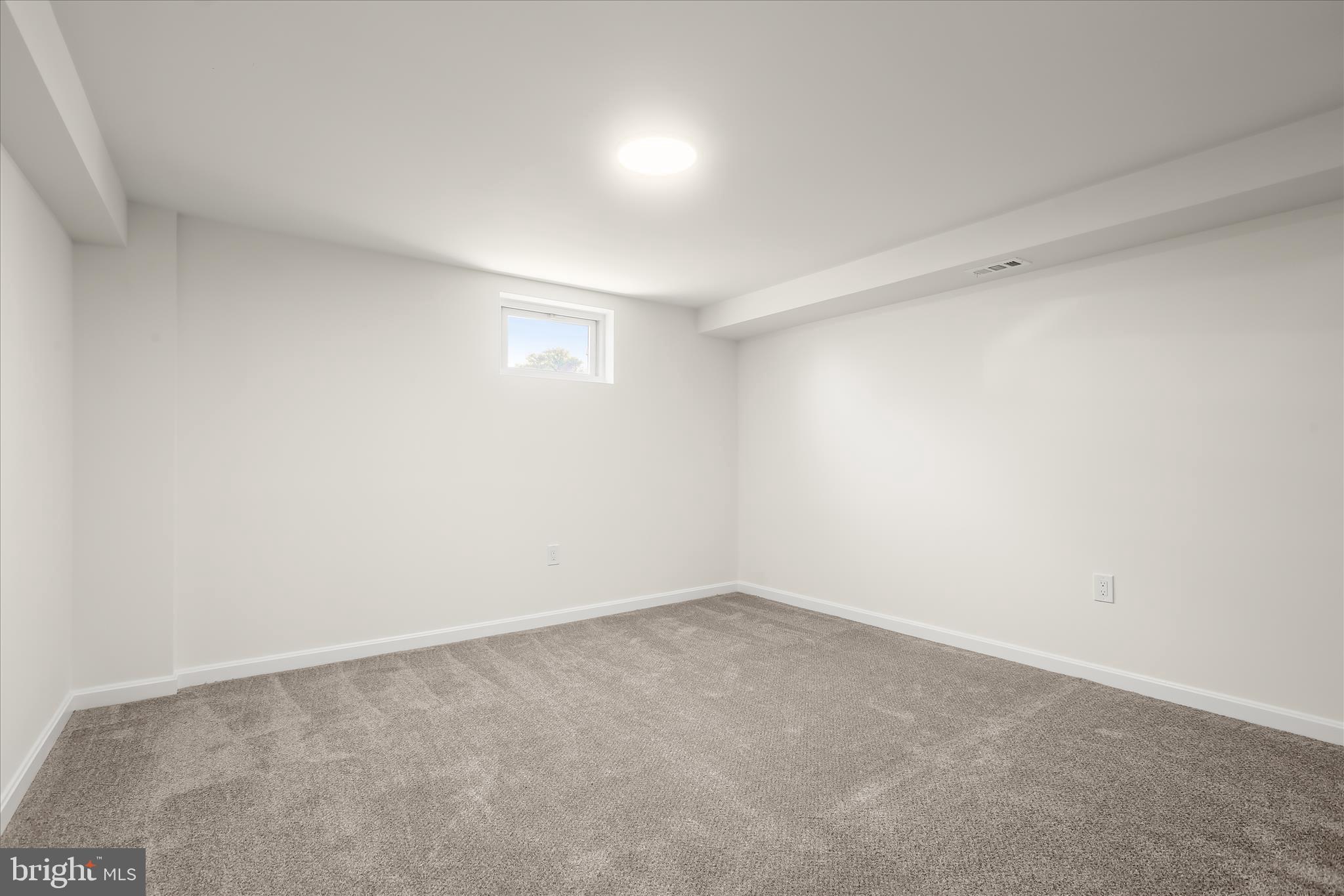 CAMPFIELD GARDENS - Residential