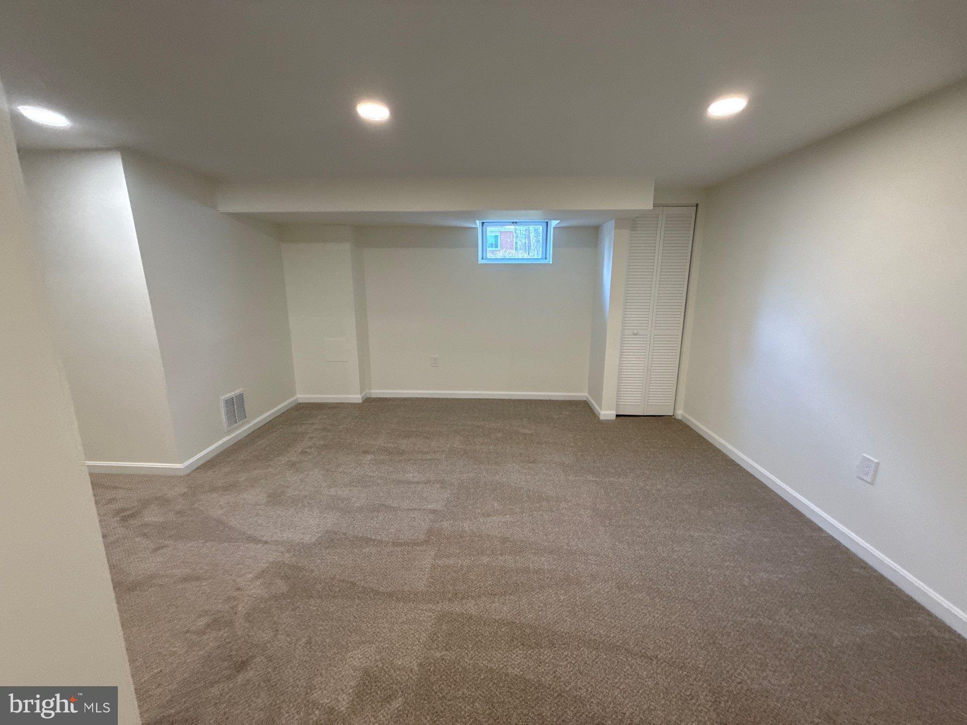 CAMPFIELD GARDENS - Residential