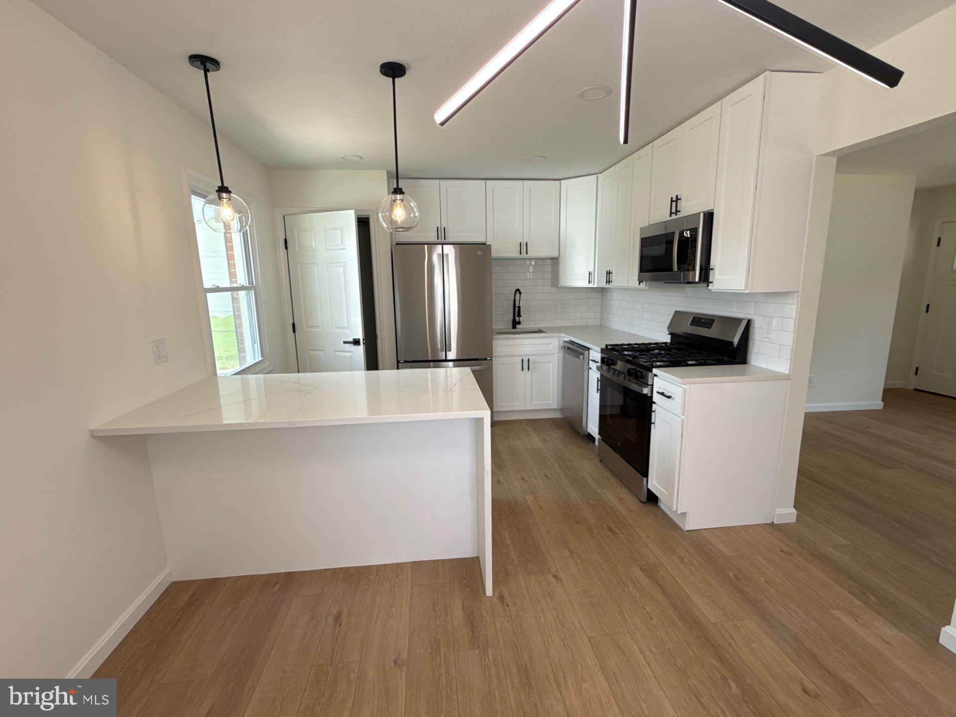 CAMPFIELD GARDENS - Residential