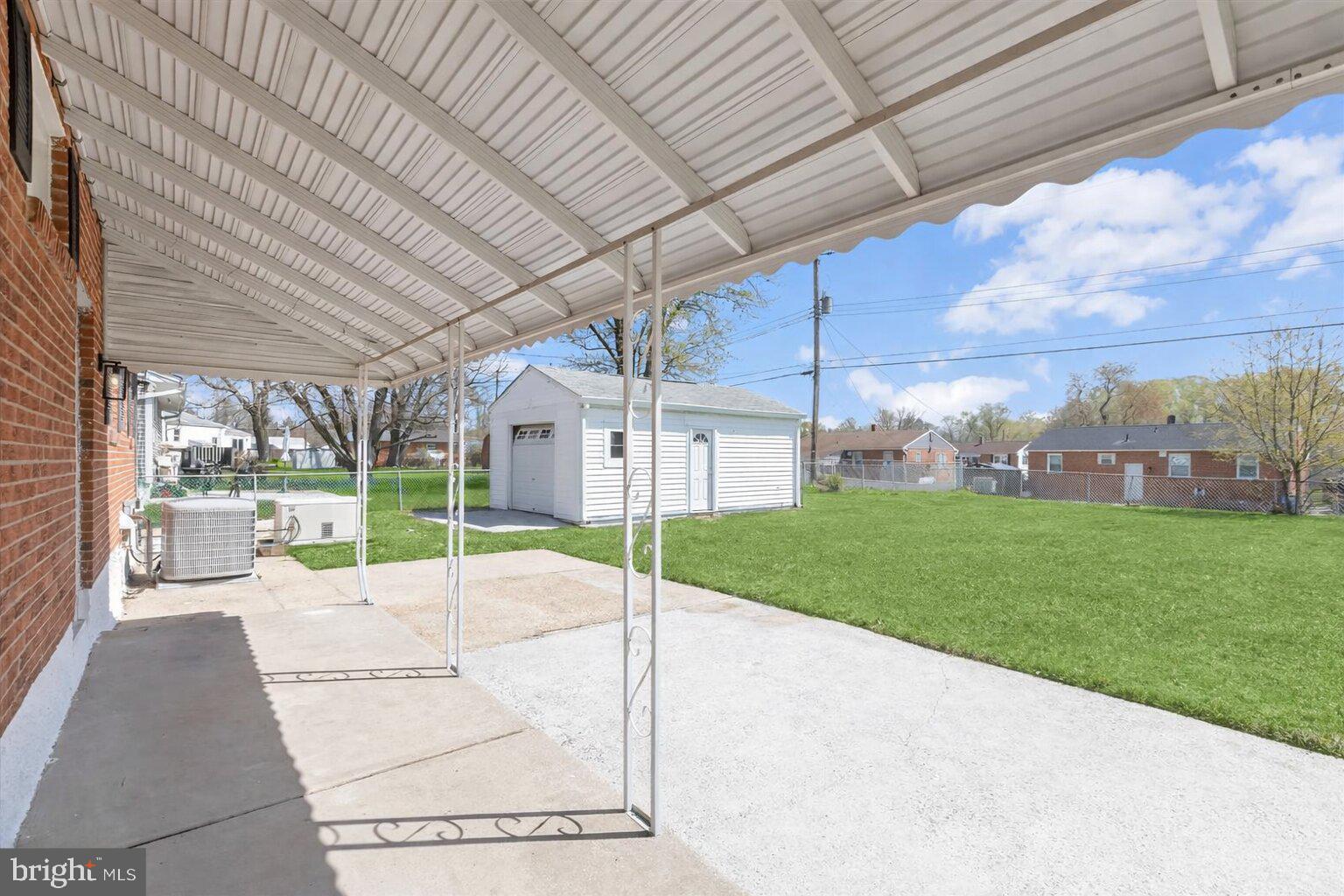 CAMPFIELD GARDENS - Residential