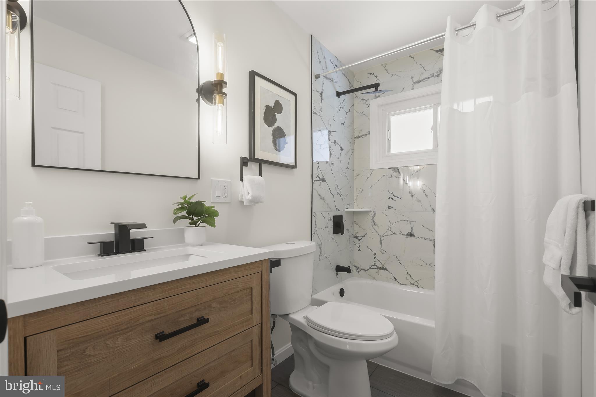 CAMPFIELD GARDENS - Residential