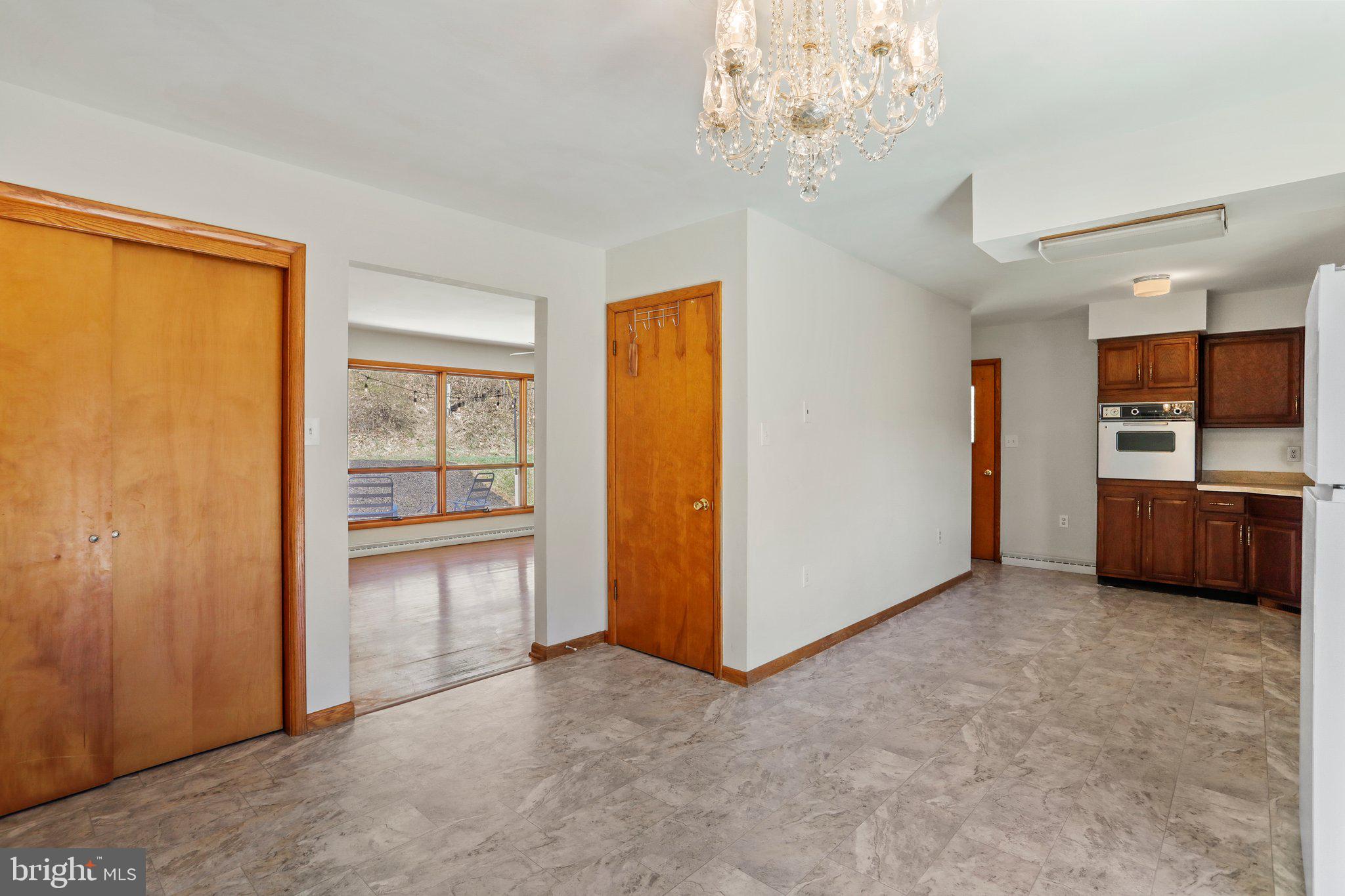 NAVES CROSSROADS - Residential