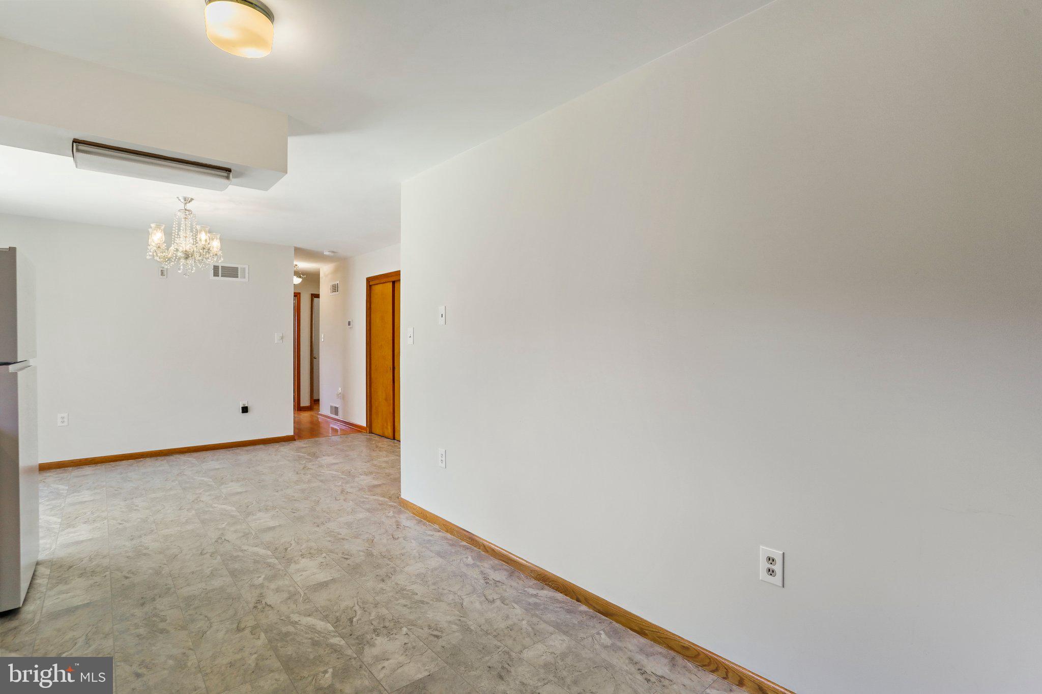 NAVES CROSSROADS - Residential