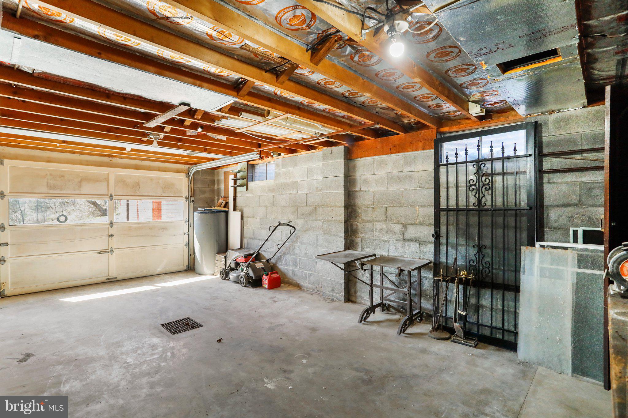 NAVES CROSSROADS - Residential