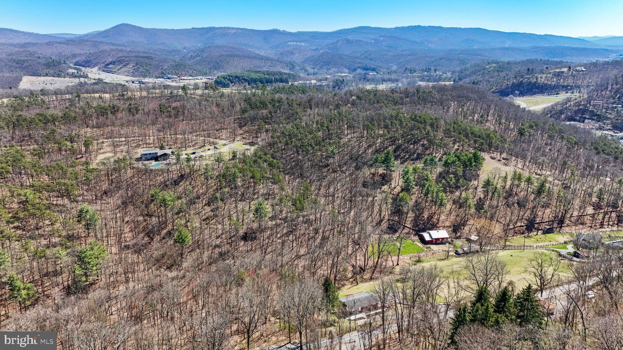 NAVES CROSSROADS - Residential