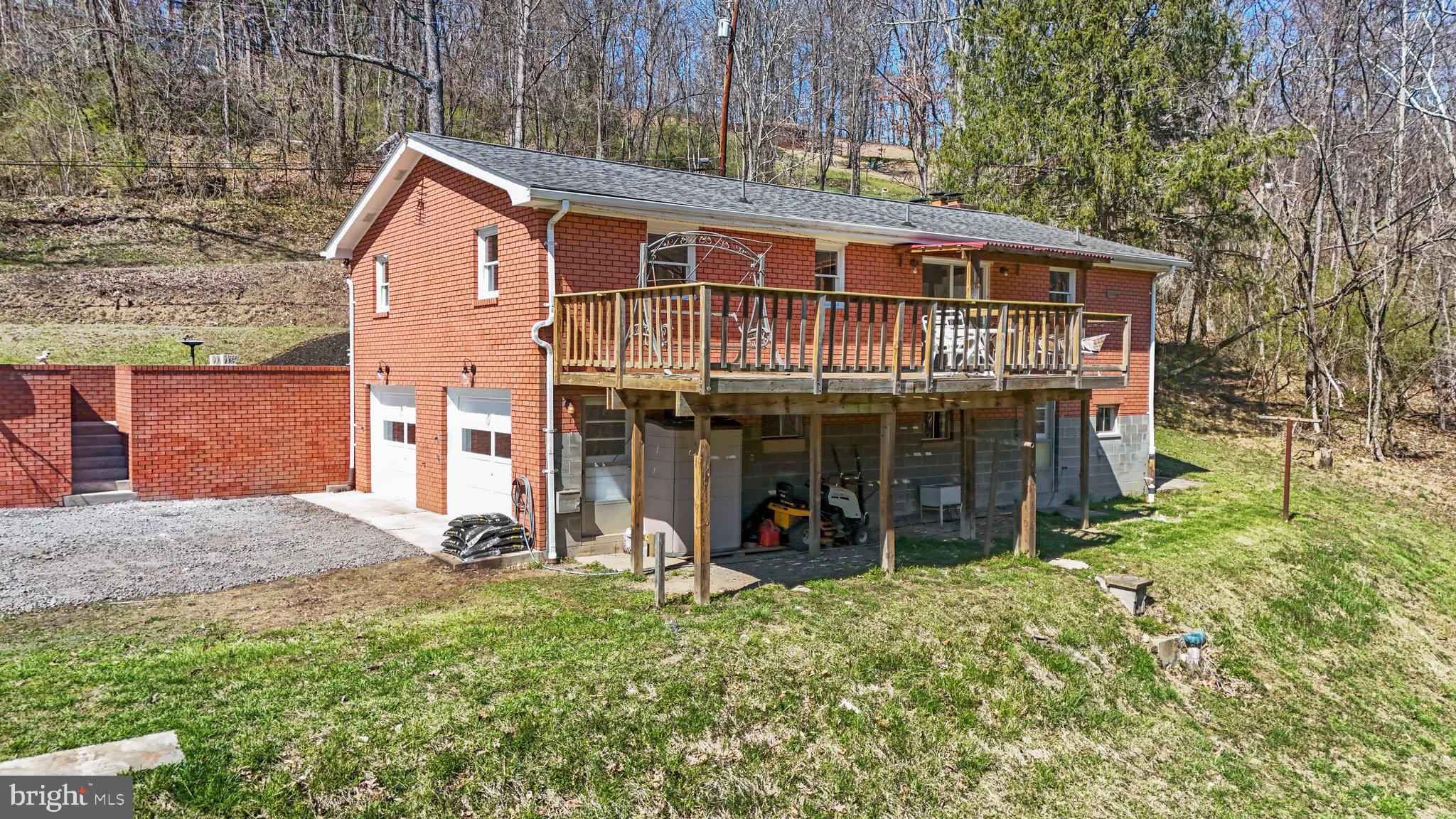 NAVES CROSSROADS - Residential