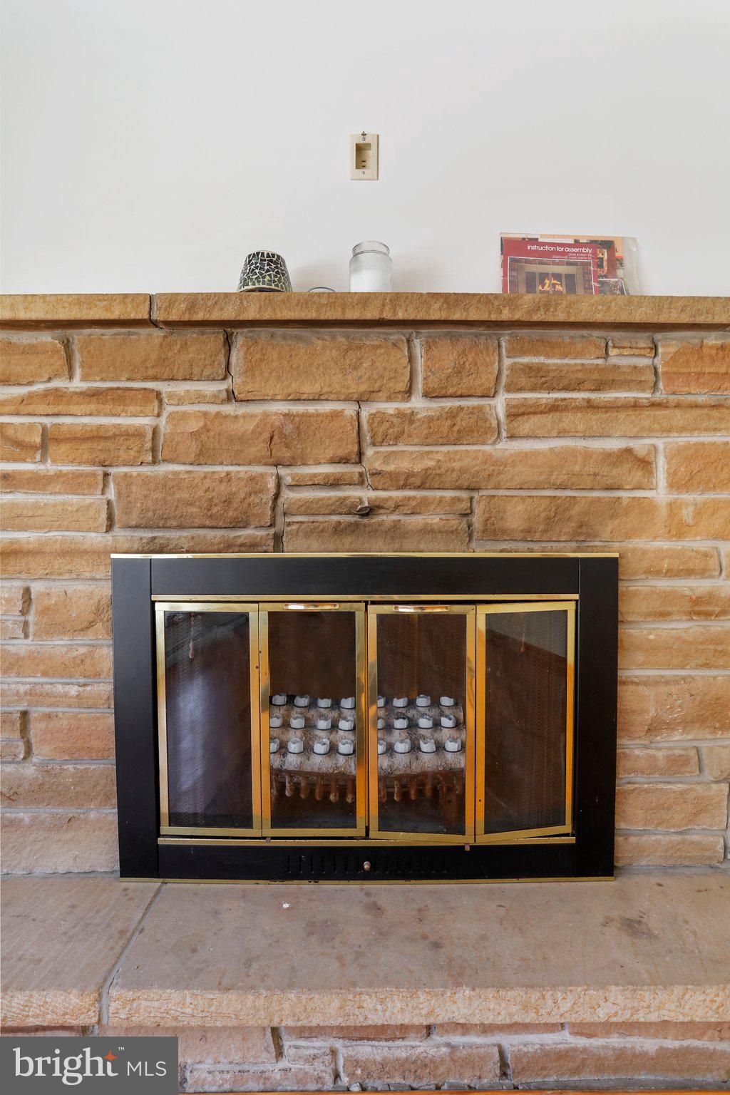 NAVES CROSSROADS - Residential