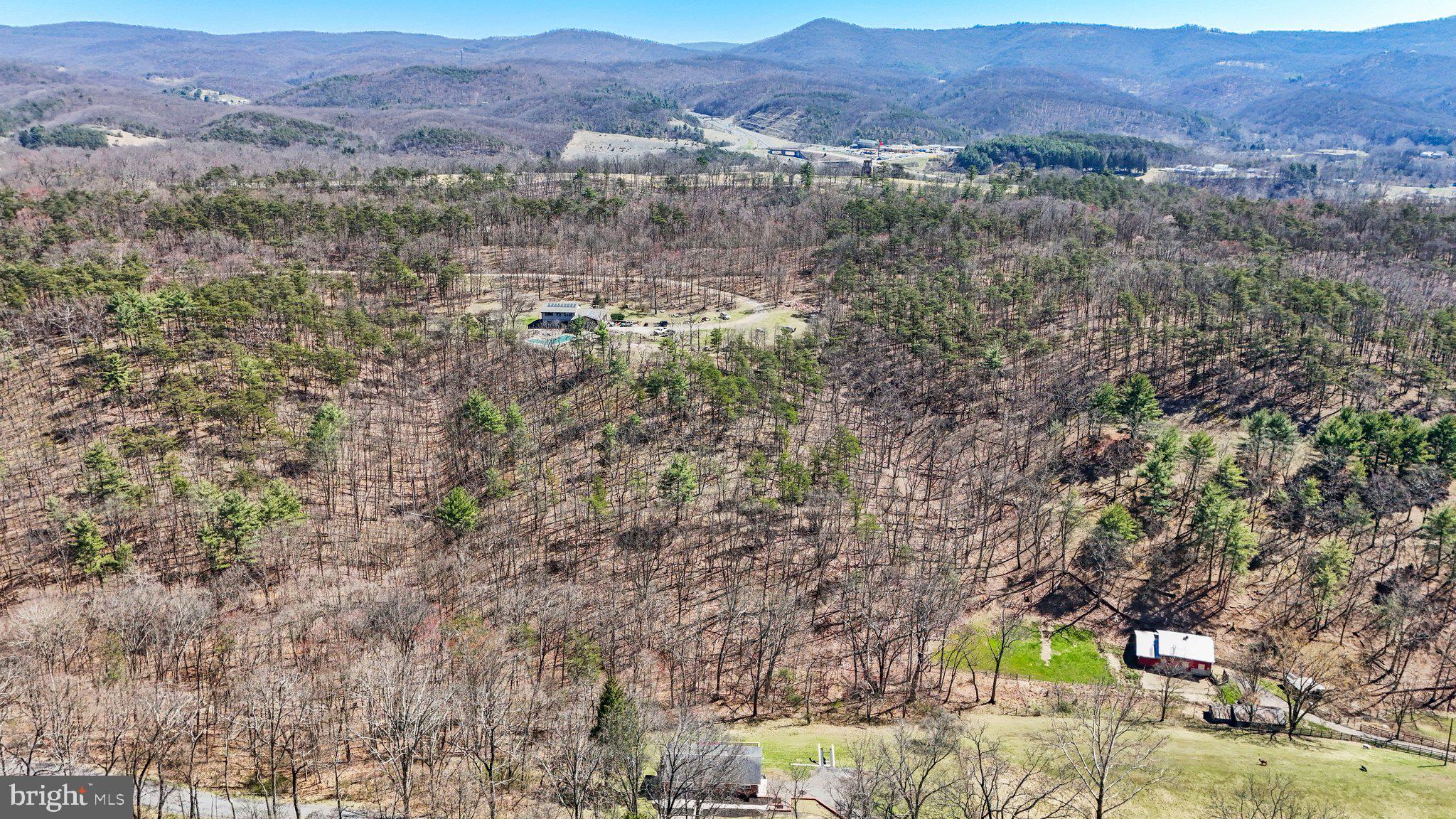 NAVES CROSSROADS - Residential