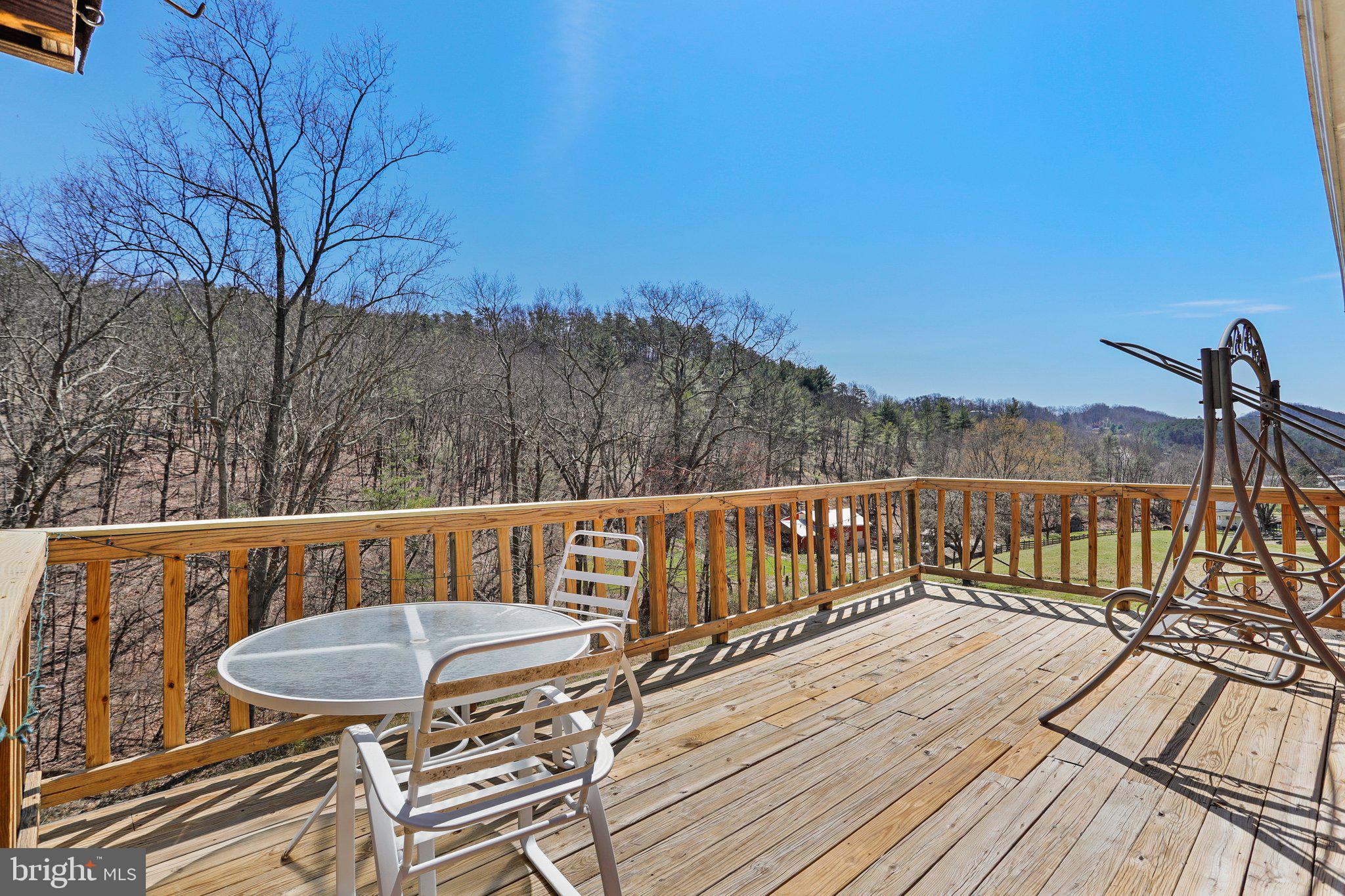 NAVES CROSSROADS - Residential