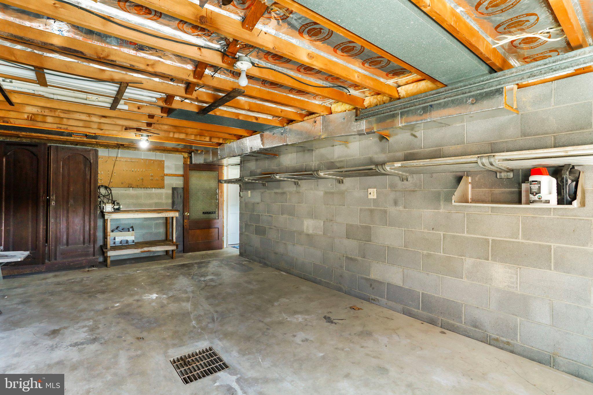 NAVES CROSSROADS - Residential