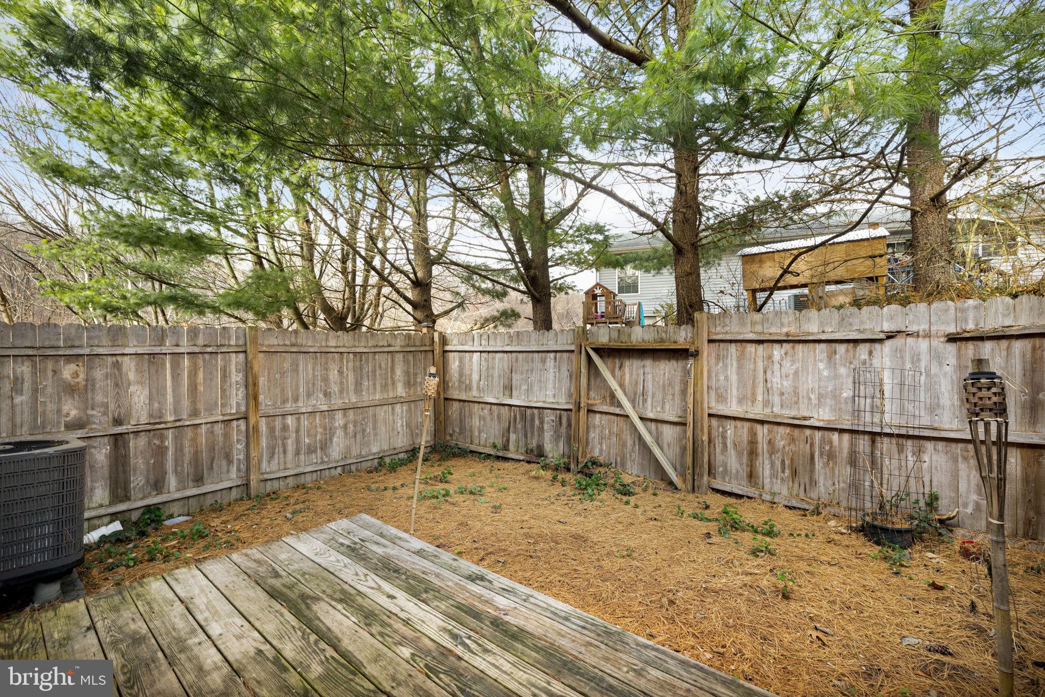 HEDGESVILLE HILLS - Residential