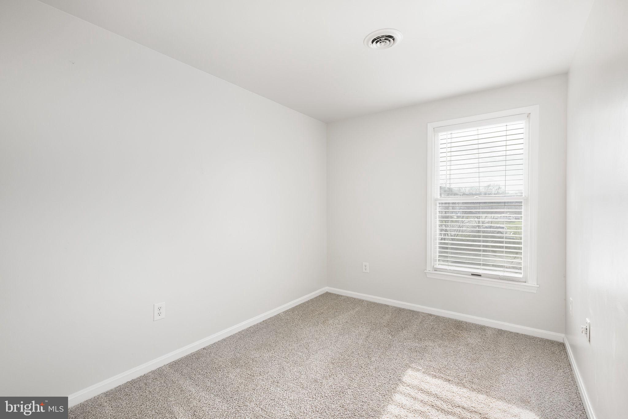 HEDGESVILLE HILLS - Residential