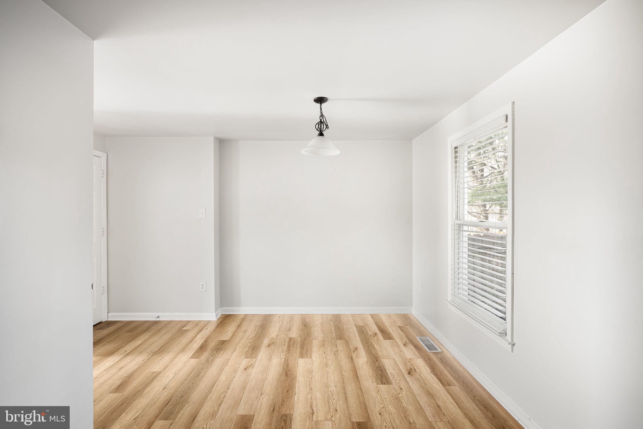 HEDGESVILLE HILLS - Residential