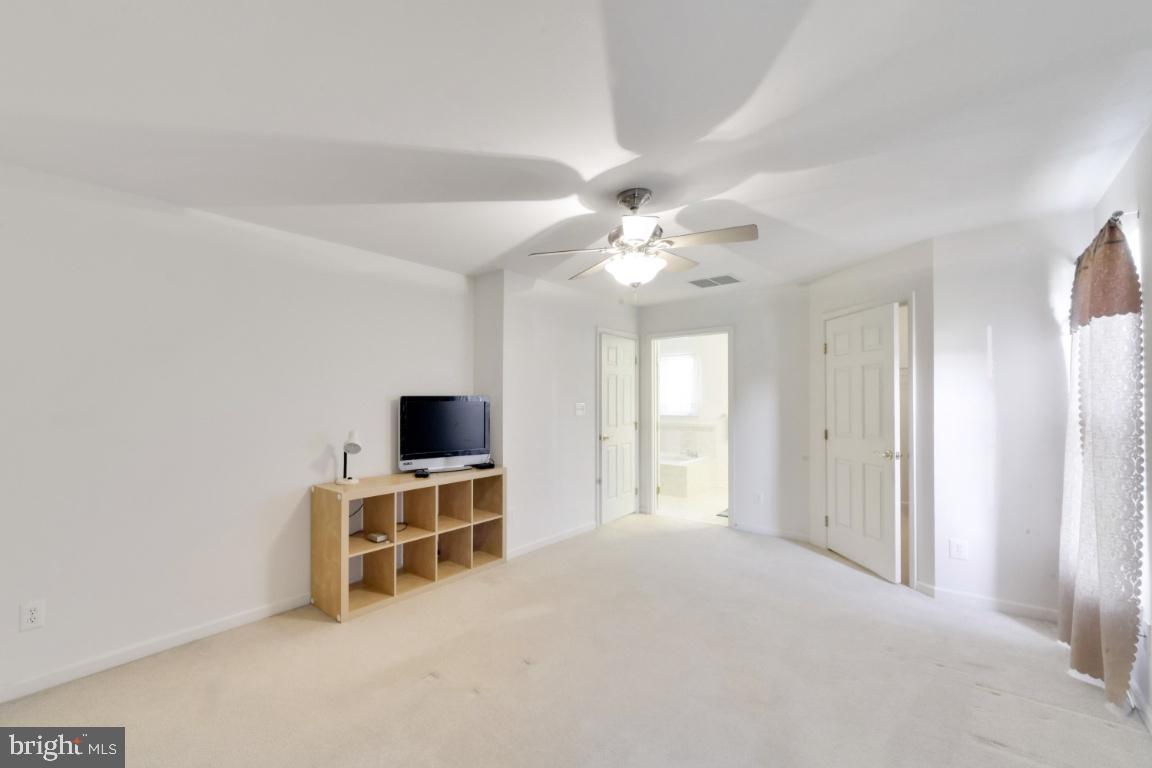 VILLAGES OF DORCHESTER - Residential