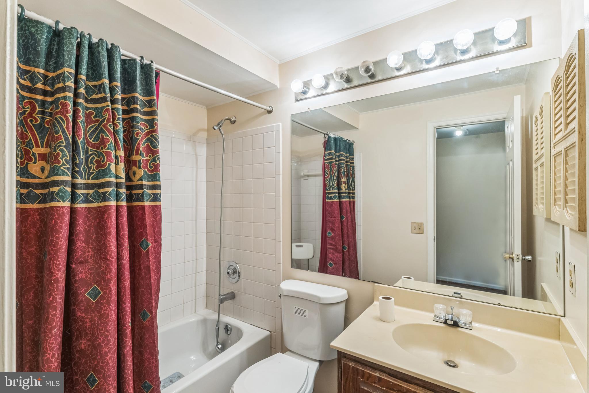 MONTPELIER WOODS - Residential