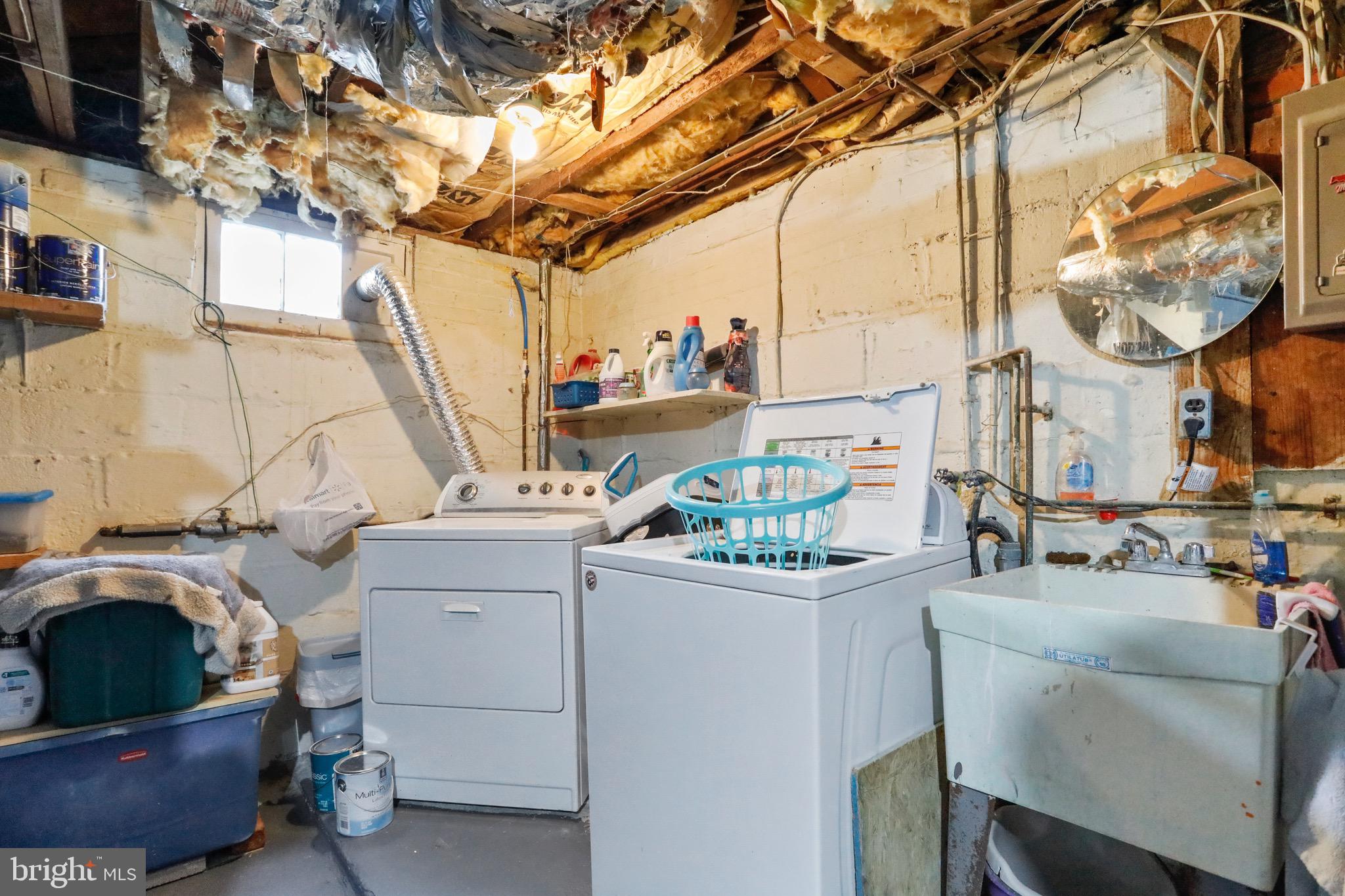 DOWNING ESTATES - Residential