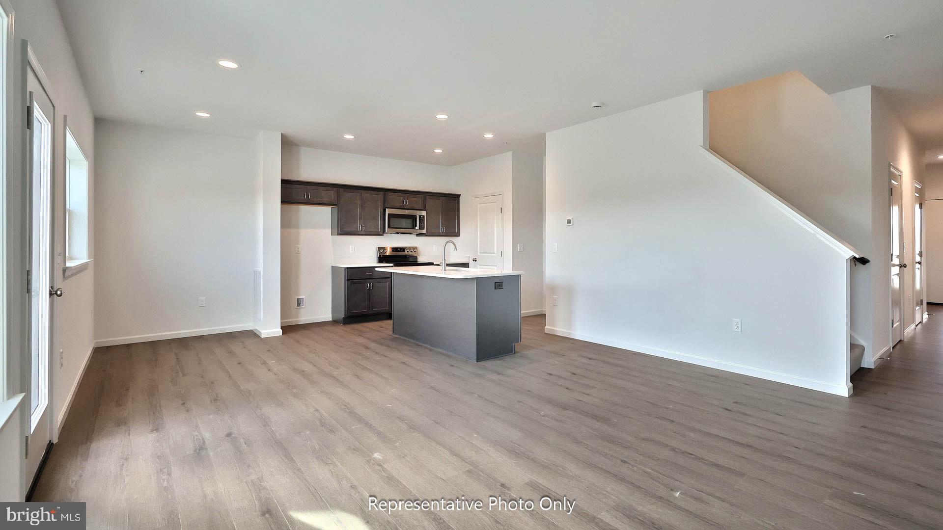 IRON MILL TOWNES - Residential