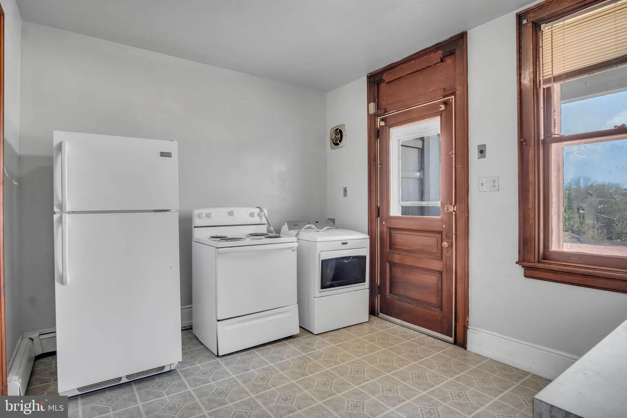 York, Pennsylvania 17403, United States, 3 Bedrooms Bedrooms, ,1 BathroomBathrooms,Residential,Active,173540