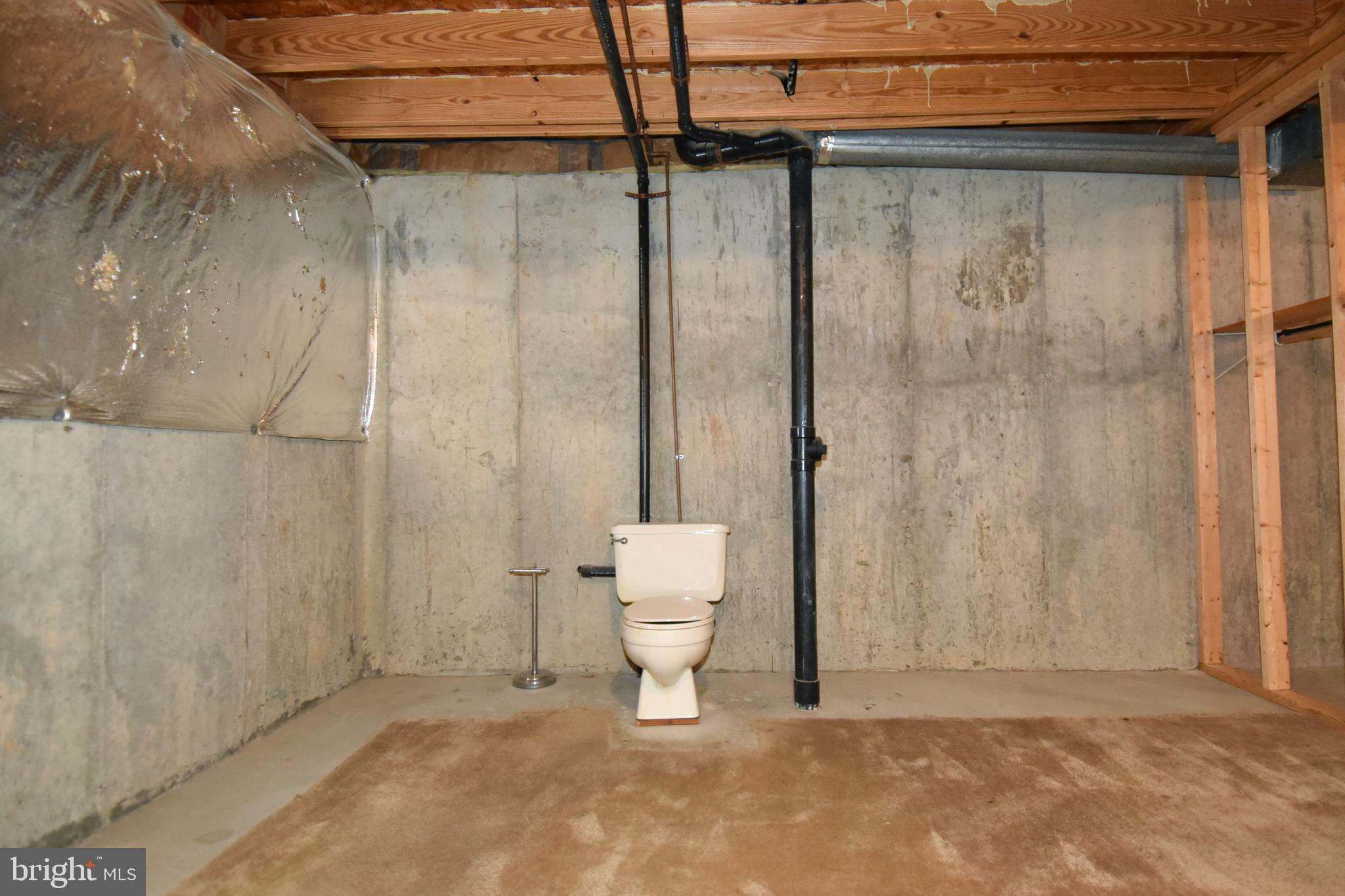 MONTCLAIR/COUNTRY CLUB - Residential