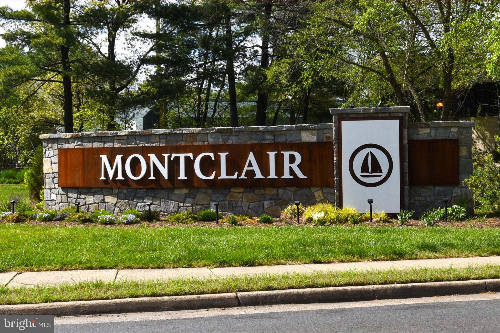 MONTCLAIR/COUNTRY CLUB - Residential