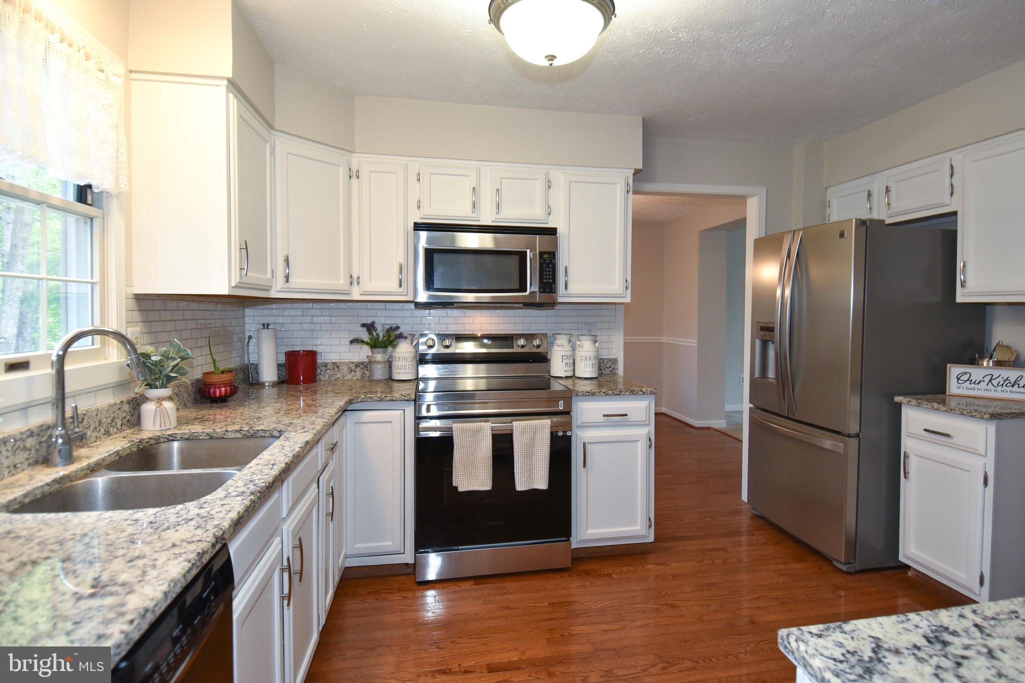 MONTCLAIR/COUNTRY CLUB - Residential