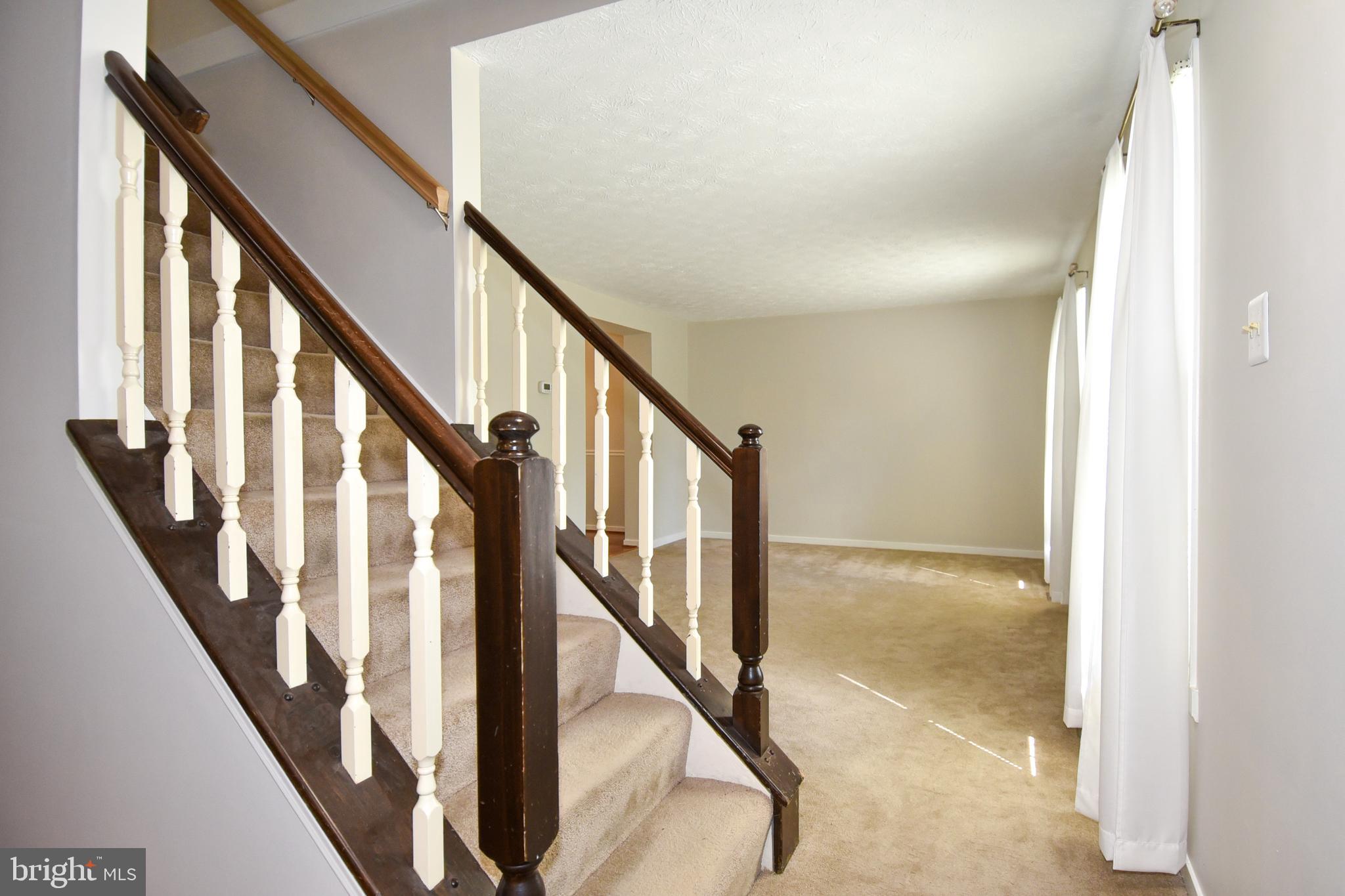 MONTCLAIR/COUNTRY CLUB - Residential