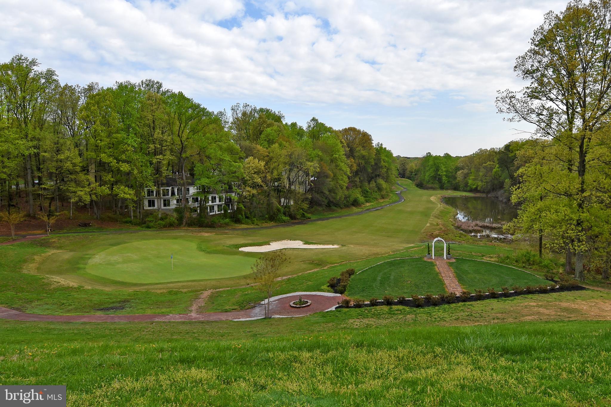 MONTCLAIR/COUNTRY CLUB - Residential