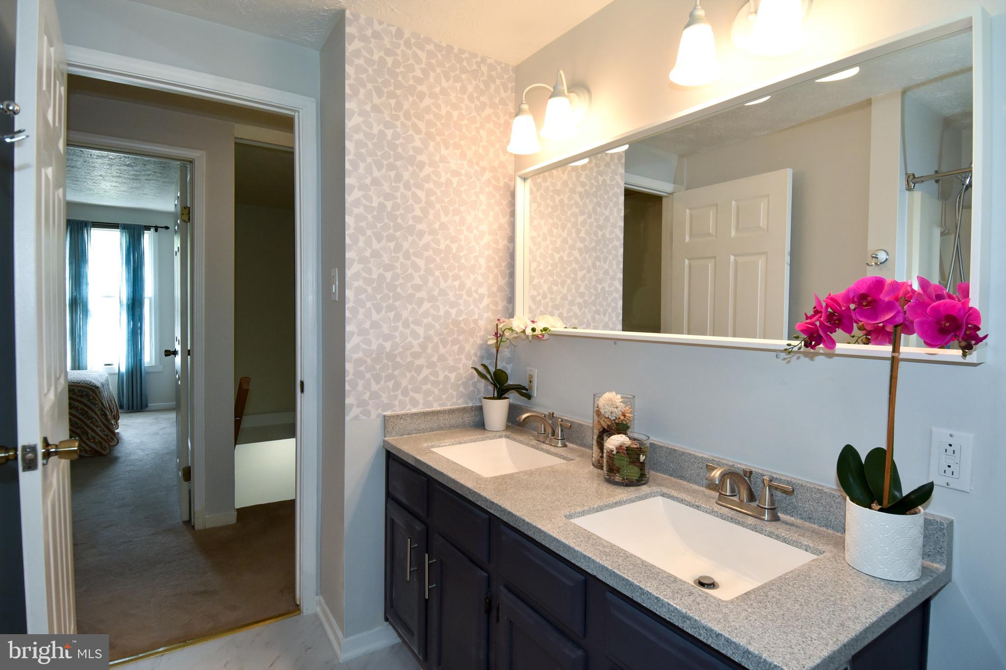 MONTCLAIR/COUNTRY CLUB - Residential